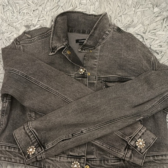 Gray Denim Jacket with Embellished Buttons - Picture 3 of 8